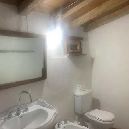 Country house Centro Trekking A Cavallo Monte Brugiana