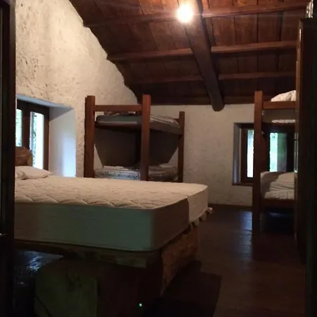 Centro Trekking A Cavallo Monte Brugiana Country house *